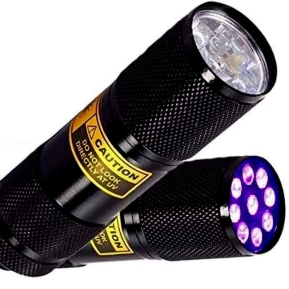 H230-NIB (2) Bright Eyes UV Black Light Flashlights